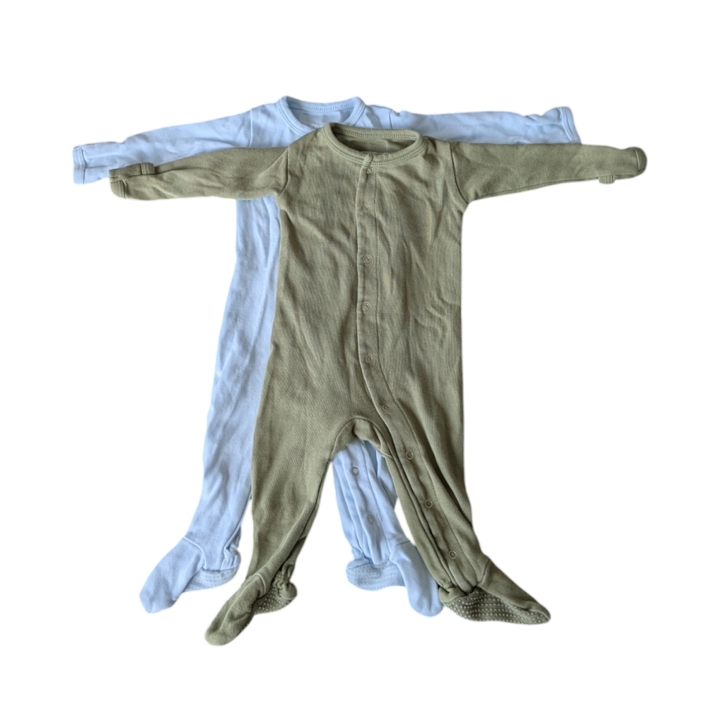 L'ovedbaby 3-6 mo footie snap sleepers x2